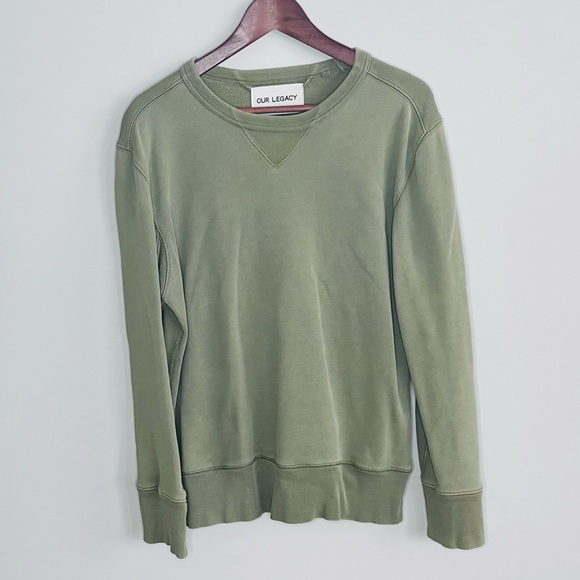 2 sweaters small - check pictures - Picture 2 of 6